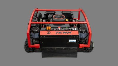 TG-80 kosilica na daljinsko upravljanje – prednji pogled odozgo